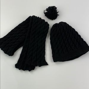 NEW Handmade Knitted Set-Hat,Scarf, Ball